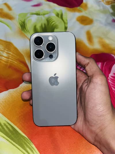 Apple iPhone 15 Pro