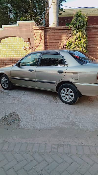 Suzuki Baleno 2004