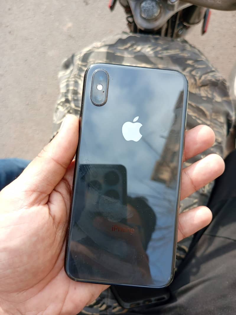 Apple iPhone X 1