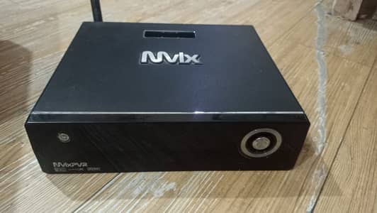 Satellite Receivers & Media Players Bundle – Dreambox DM500-S, Strong