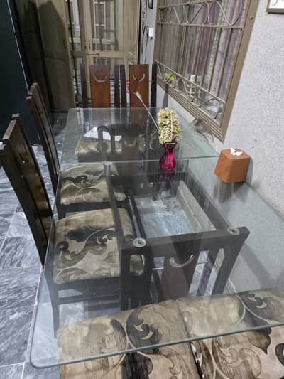 dinning table  without glass