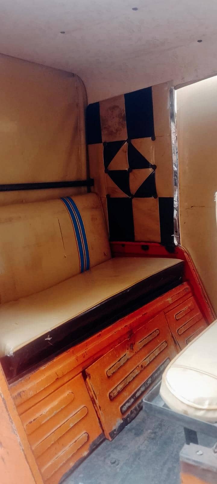 Auto Rickshaw 8