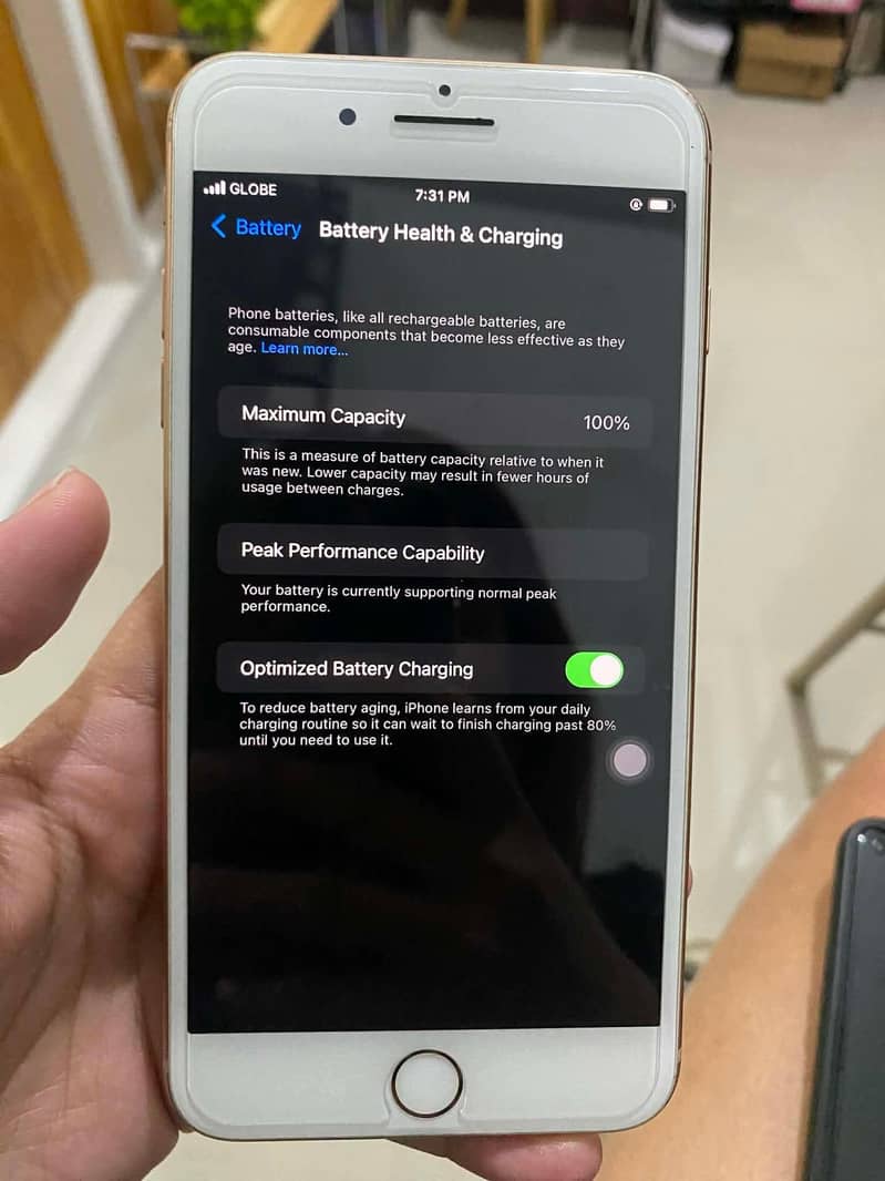 Apple iPhone 8 Plus 0