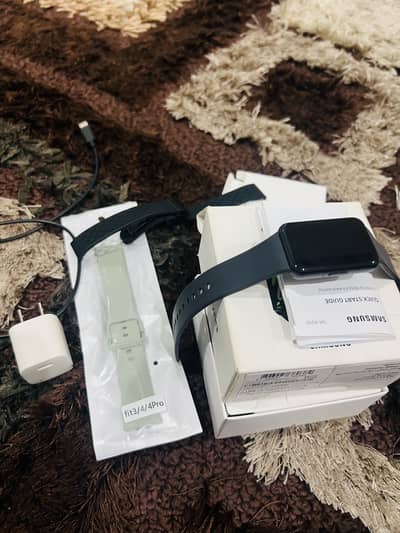 SAMSUNG FIT 3 with free accessories all