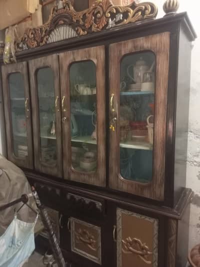 Use Furniture chaniuti