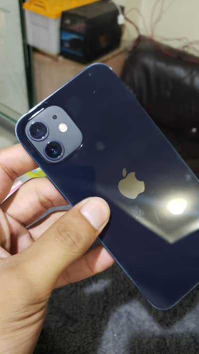 Apple iPhone 12