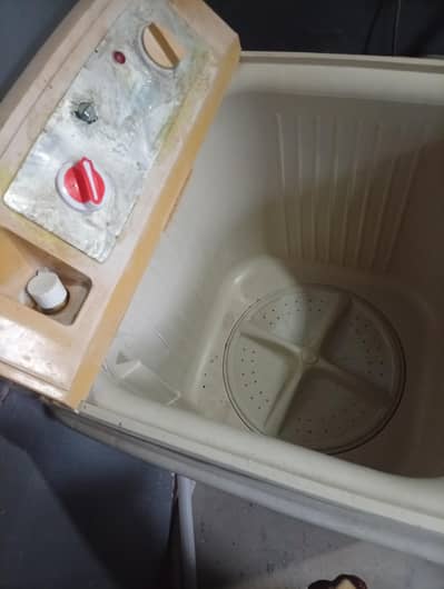 used washer for sale in Sialkot
