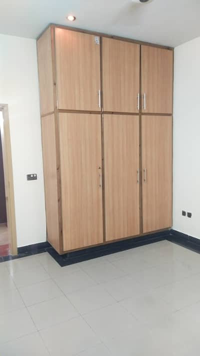 Wapda Town G Block 5 Marla Double Storey House Available For silent office software house and family use Rent