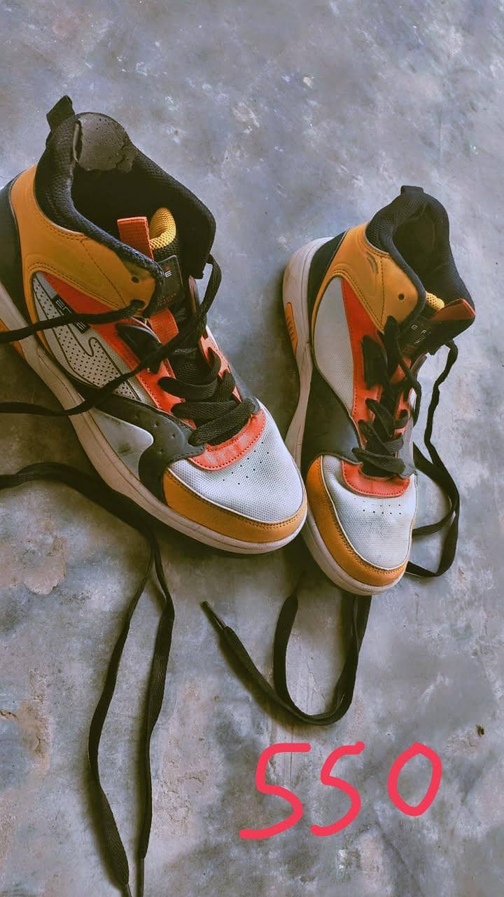 Shoes ( different types ) 6