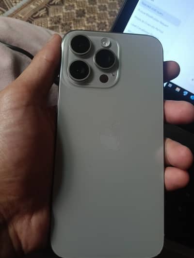 Apple iPhone 15 Pro Max