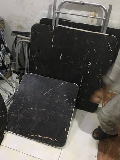 coffee tables in used urgent for sale