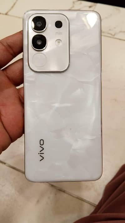 Vivo Y29