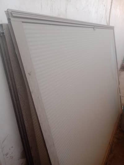 aluminum frame glass