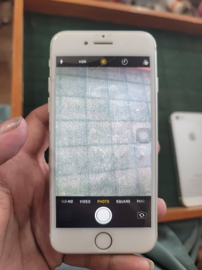 Apple iPhone 7 3