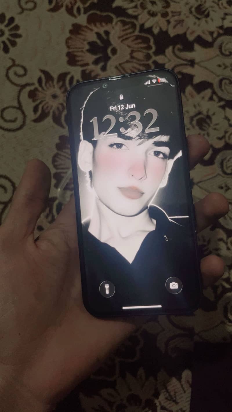 Apple iPhone 14 9