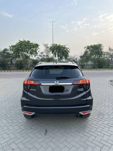 Honda Vezel 2017/21 4.5 grade electric seats