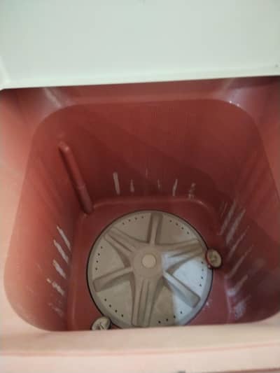 washing machine good condition just 1 month used
