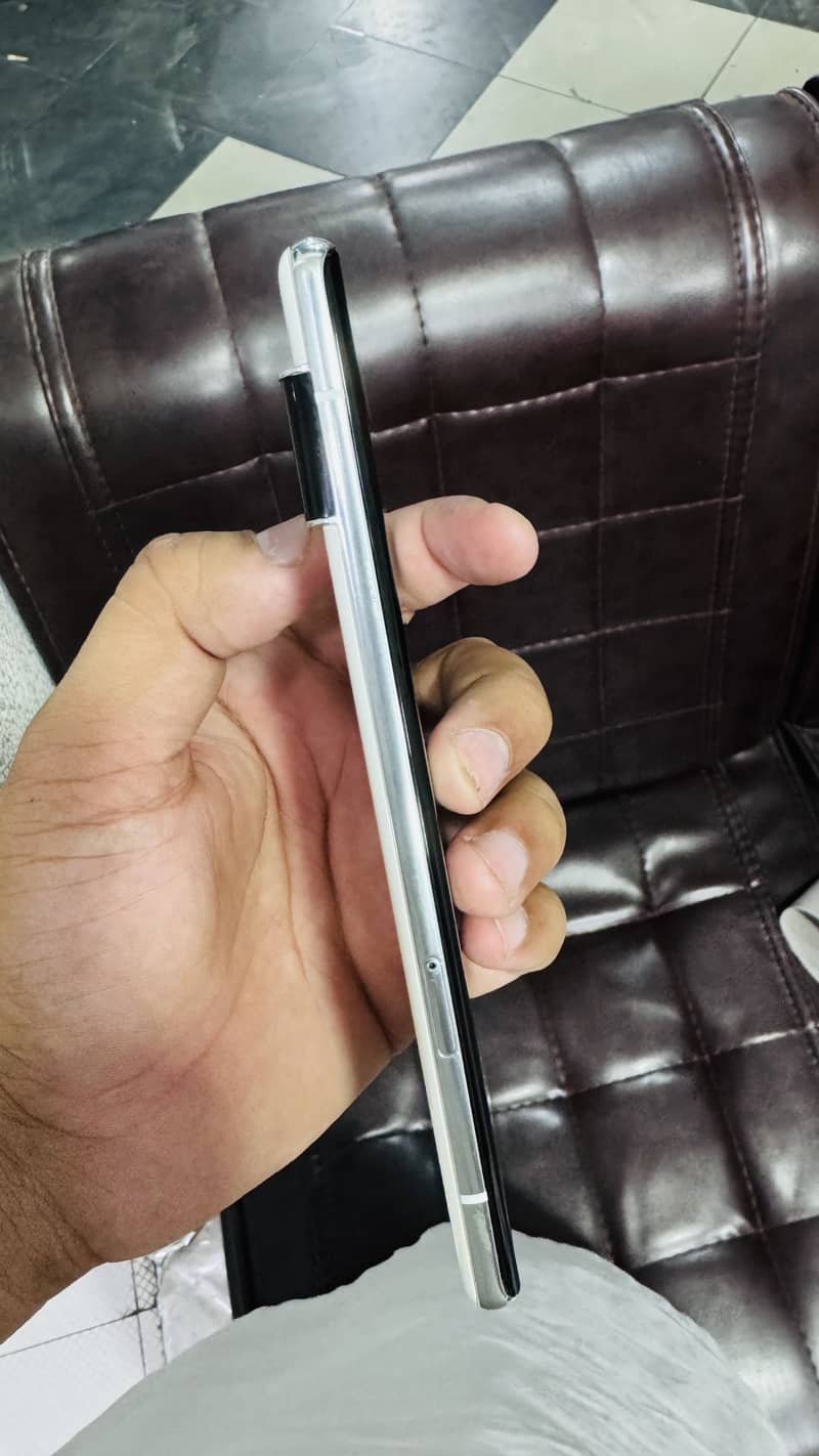 Google Pixel 6 Pro 2