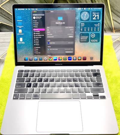 MackBook Air M1
