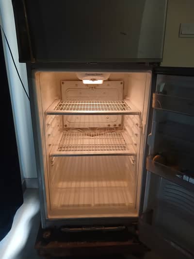 Used Dawlance fridge | Good condition