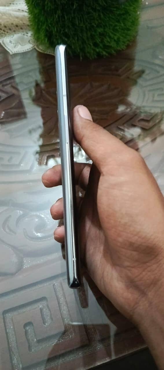 One Plus 9 Pro 5