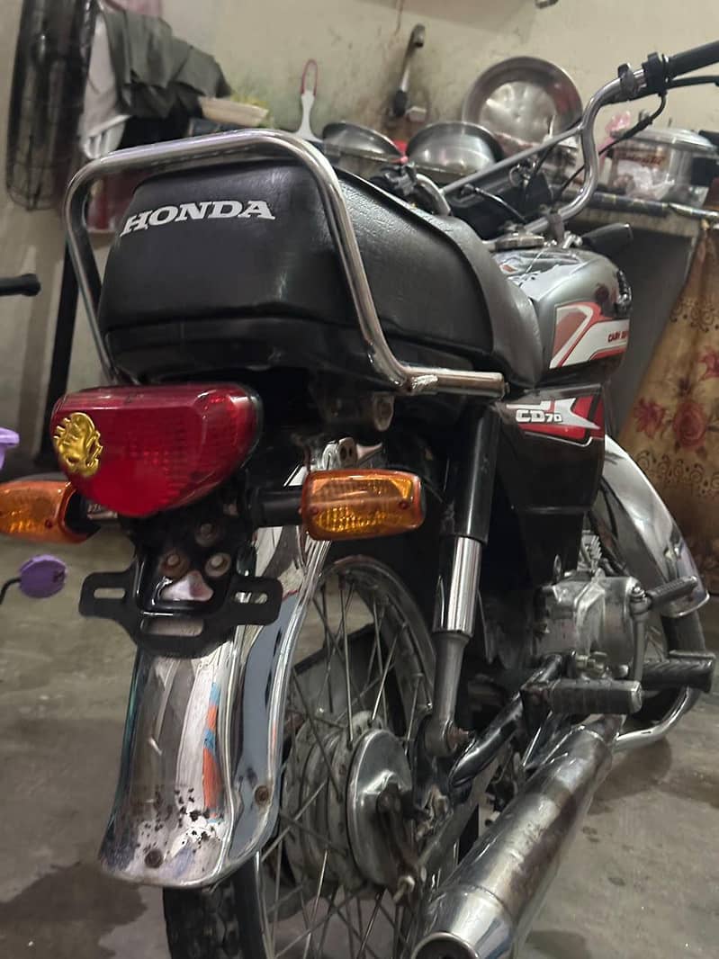 CD 70 used condition 1