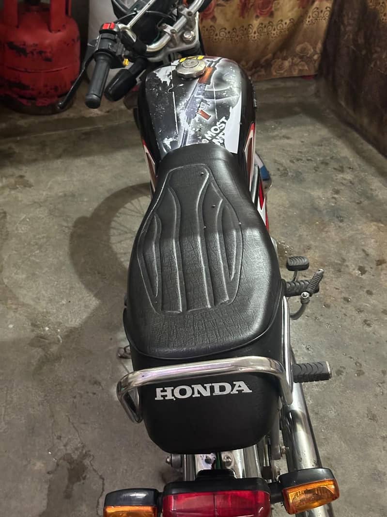 CD 70 used condition 2