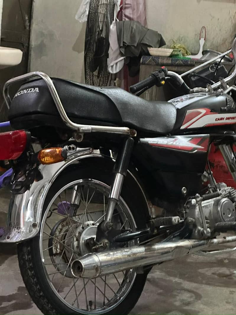 CD 70 used condition 4