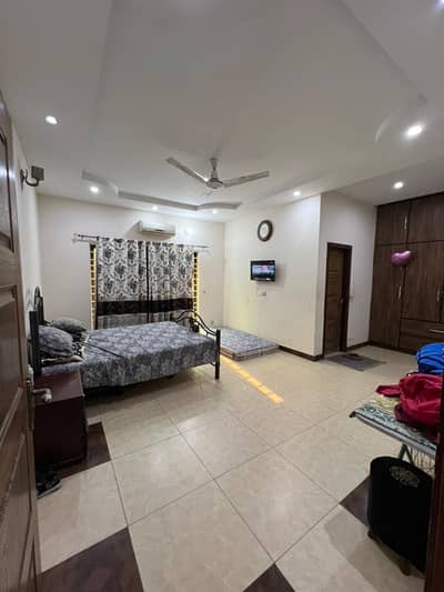 1 Kanal Upper Portion for Rent in Block E, Valencia Town, Lahore