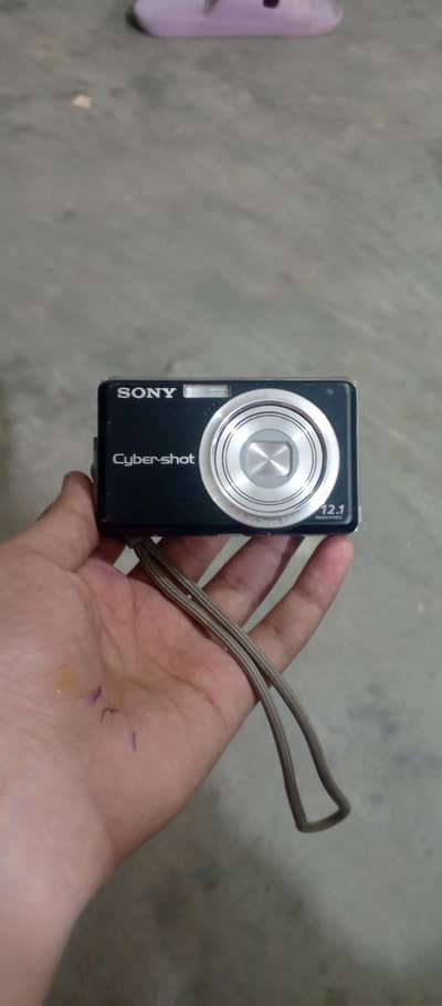Sony cyber shot camera