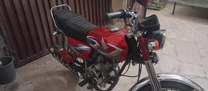 Honda CG 125 2022 Model Condition 10 / 9.5 One Hand Use No issue