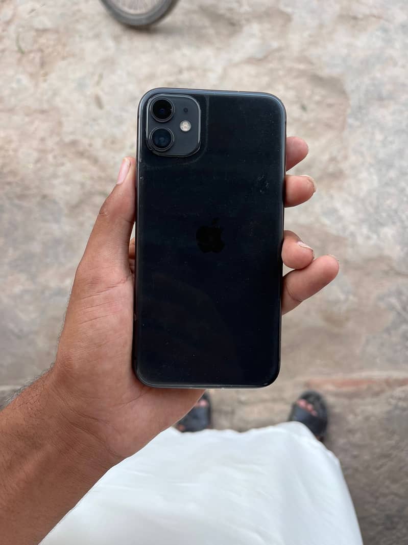 Apple iPhone 11 4