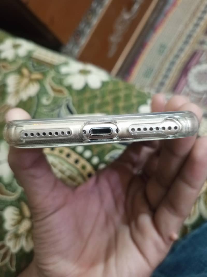 Apple iPhone 8 Plus 2