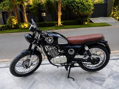  SUZUKI GS150 CAFE RACER – 2014 MODEL 