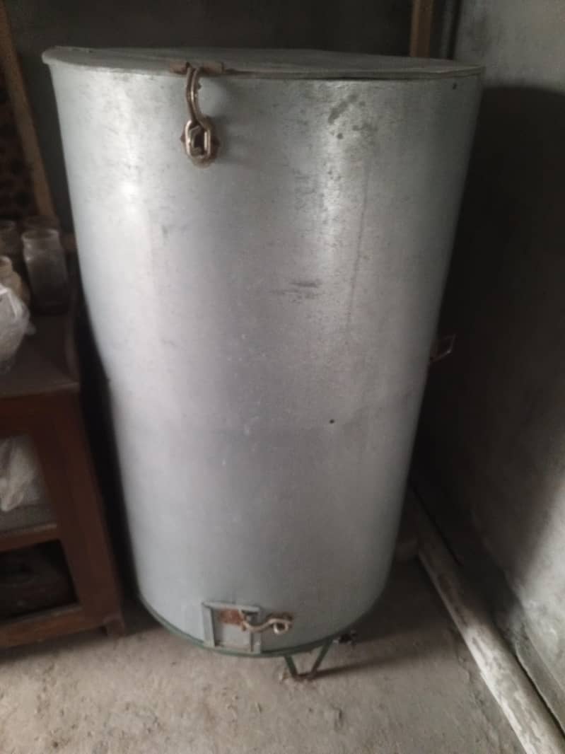 Weat Container 1
