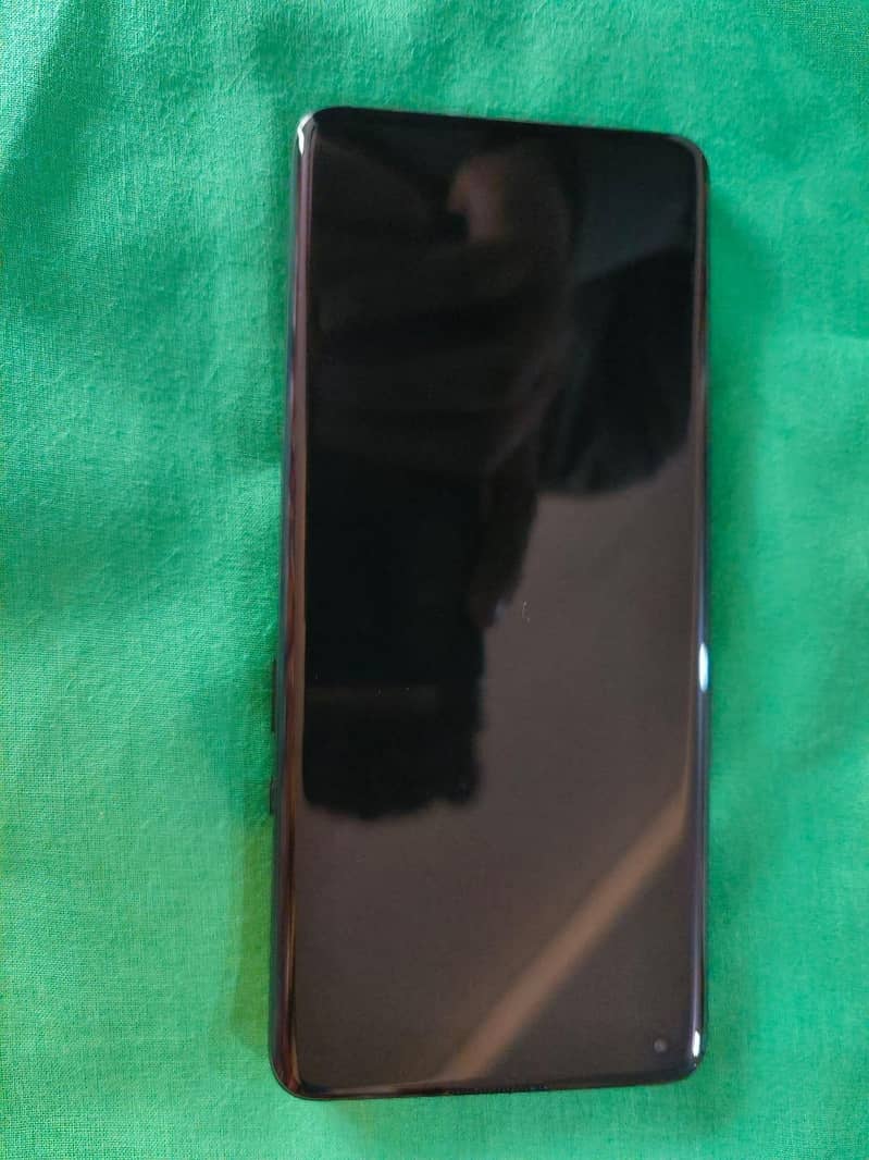 One Plus 9 Pro 3