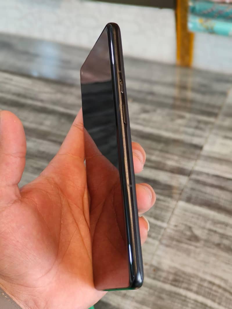 One Plus 9 Pro 4