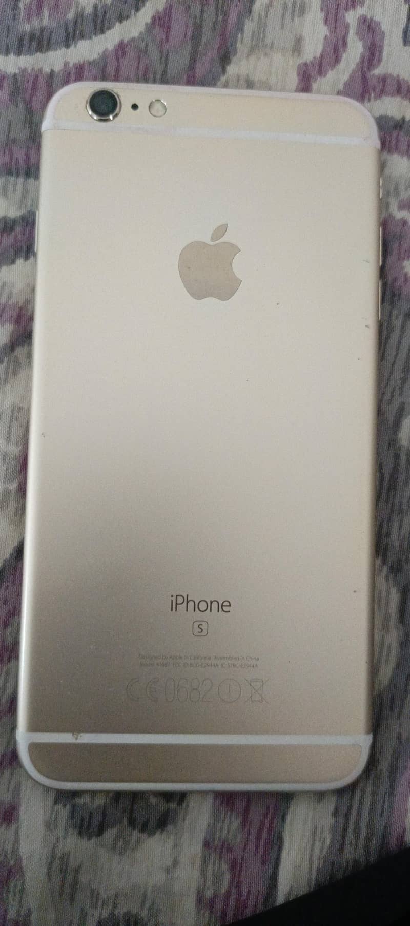 Apple iPhone 6S Plus 1