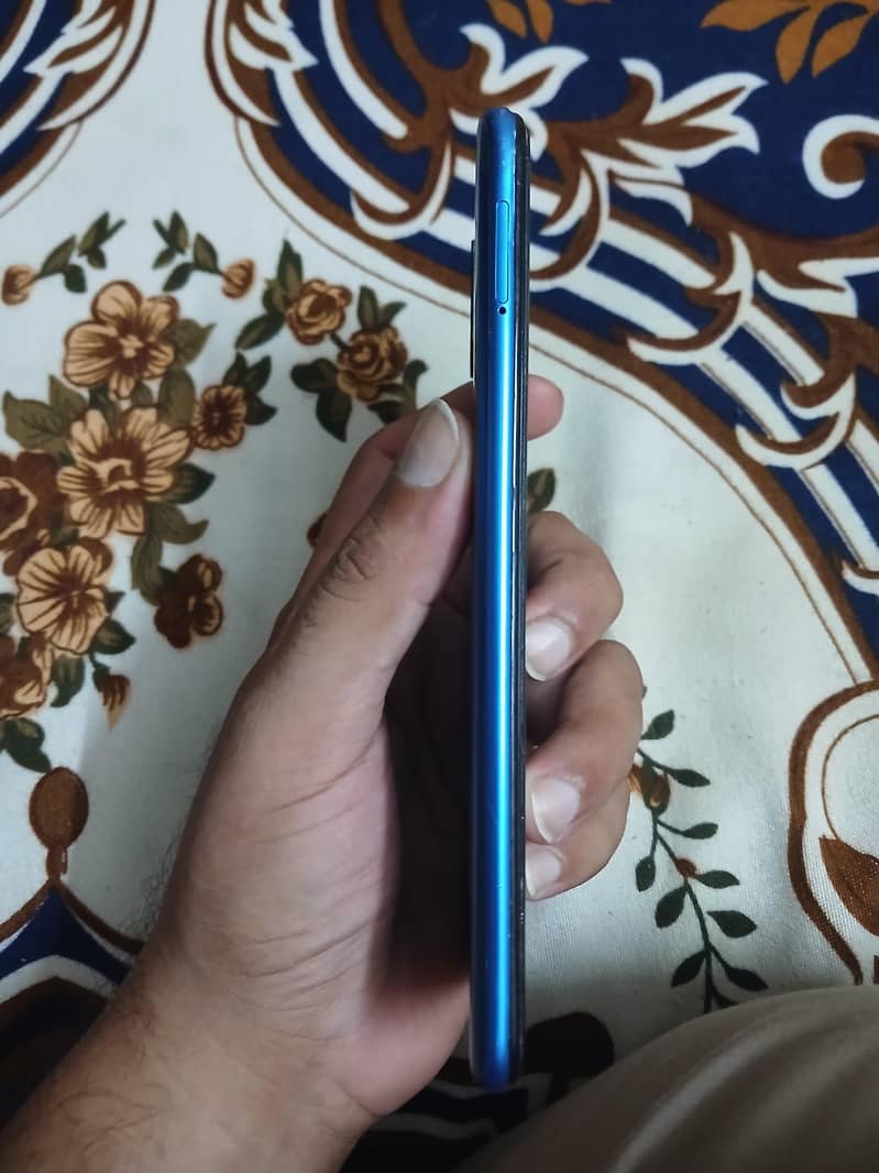 OPPO A16e 4