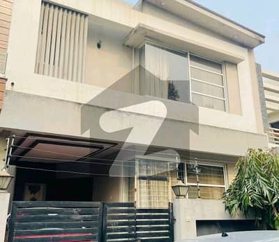 05 MARLA ELEGANT AND FULLY MAINTAINED SUPER HOT LOCATED BUNGALOW IS AVAILABLE IN THE BEST BLOCK OF DHA LAHORE
