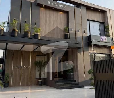 22 MARLA CORNER BUNGALOW IN PRIME LOCATION OF DHA PHASE 4