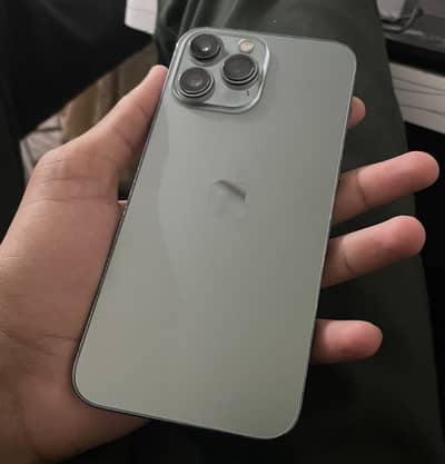 Iphone 13 pro max like new  only serious buyer can contact me