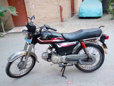 Road prince 70cc For Sale only call: 03114490856