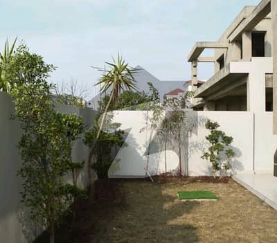 BRAND NEW 1 KANAL MODERN DESIGN SUPER HOT LOCATED BUNGALOW IS AVAILABLE IN THE U BLOCK OF DHA PHASE 7 LAHORE.