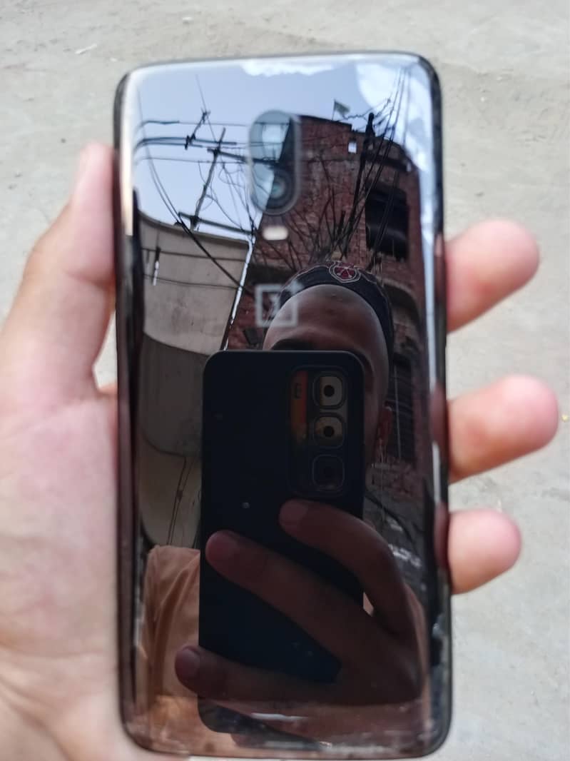 One Plus 6T 1