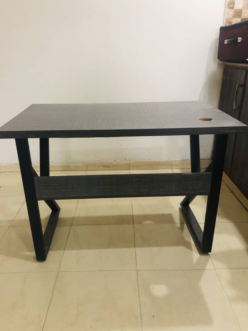 Computer Table 5*2 0