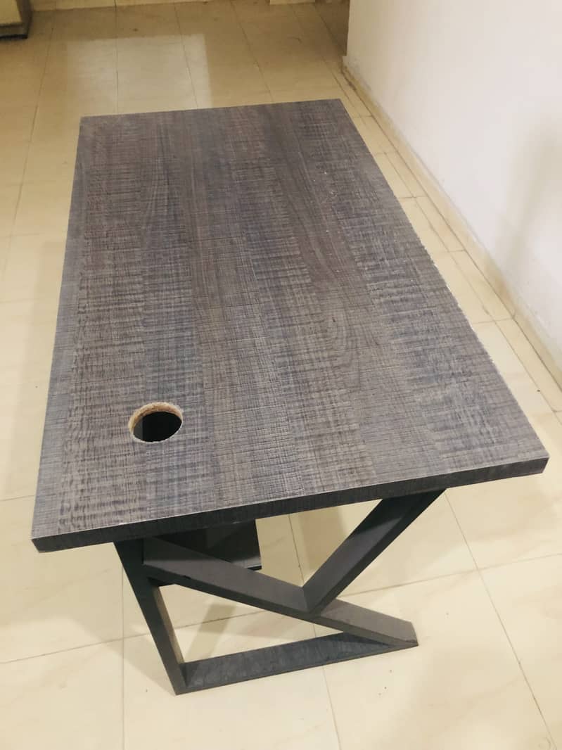 Computer Table 5*2 1