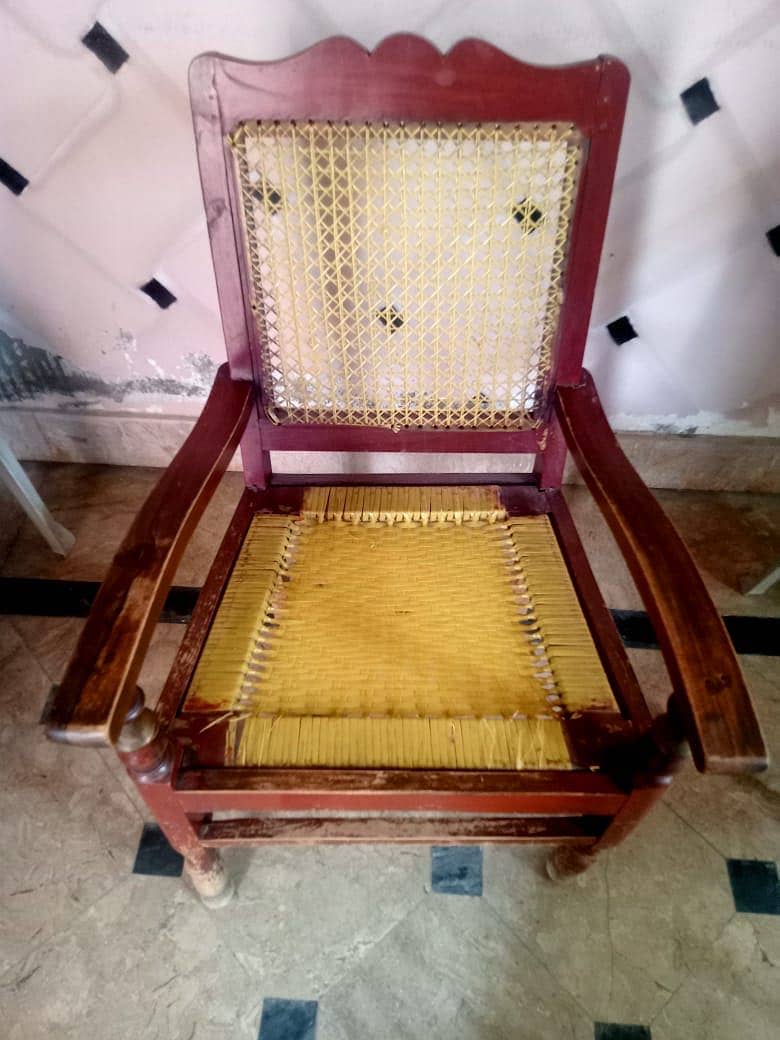 Chairs 0