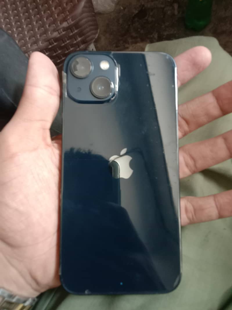 Apple iPhone 13 0