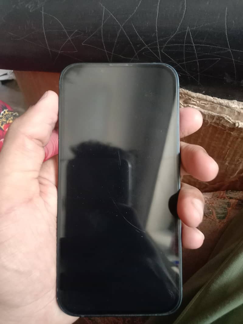 Apple iPhone 13 3